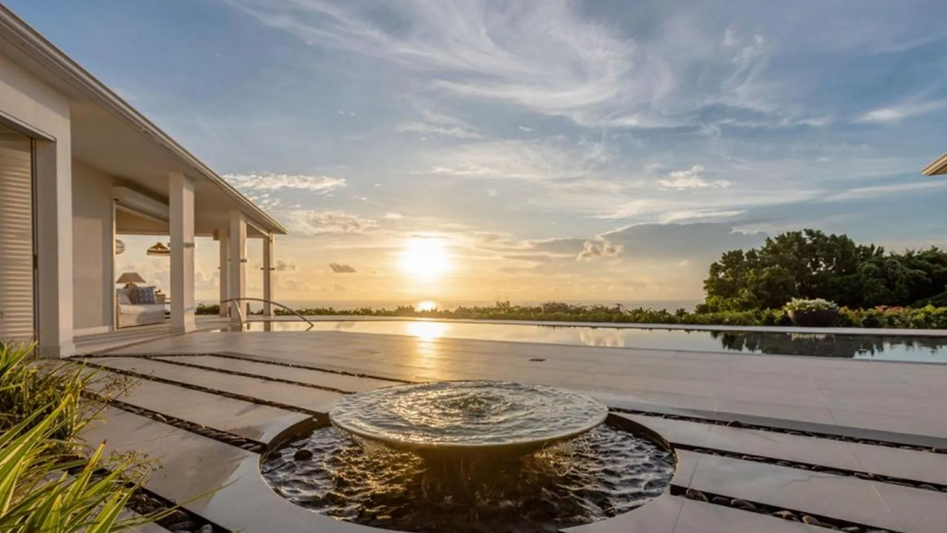 Incredible Views Of Sea From The Pool - Cool Breeze Villa Saint James